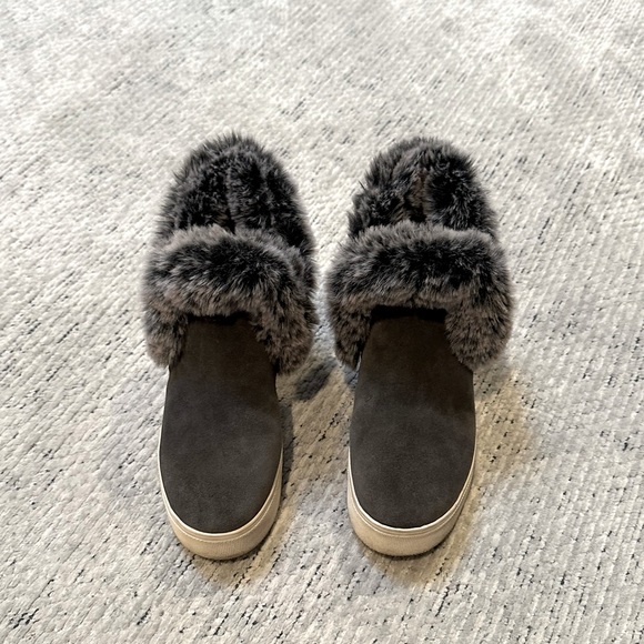 Jslides grey suede boot with fur size 7 - Picture 1 of 4